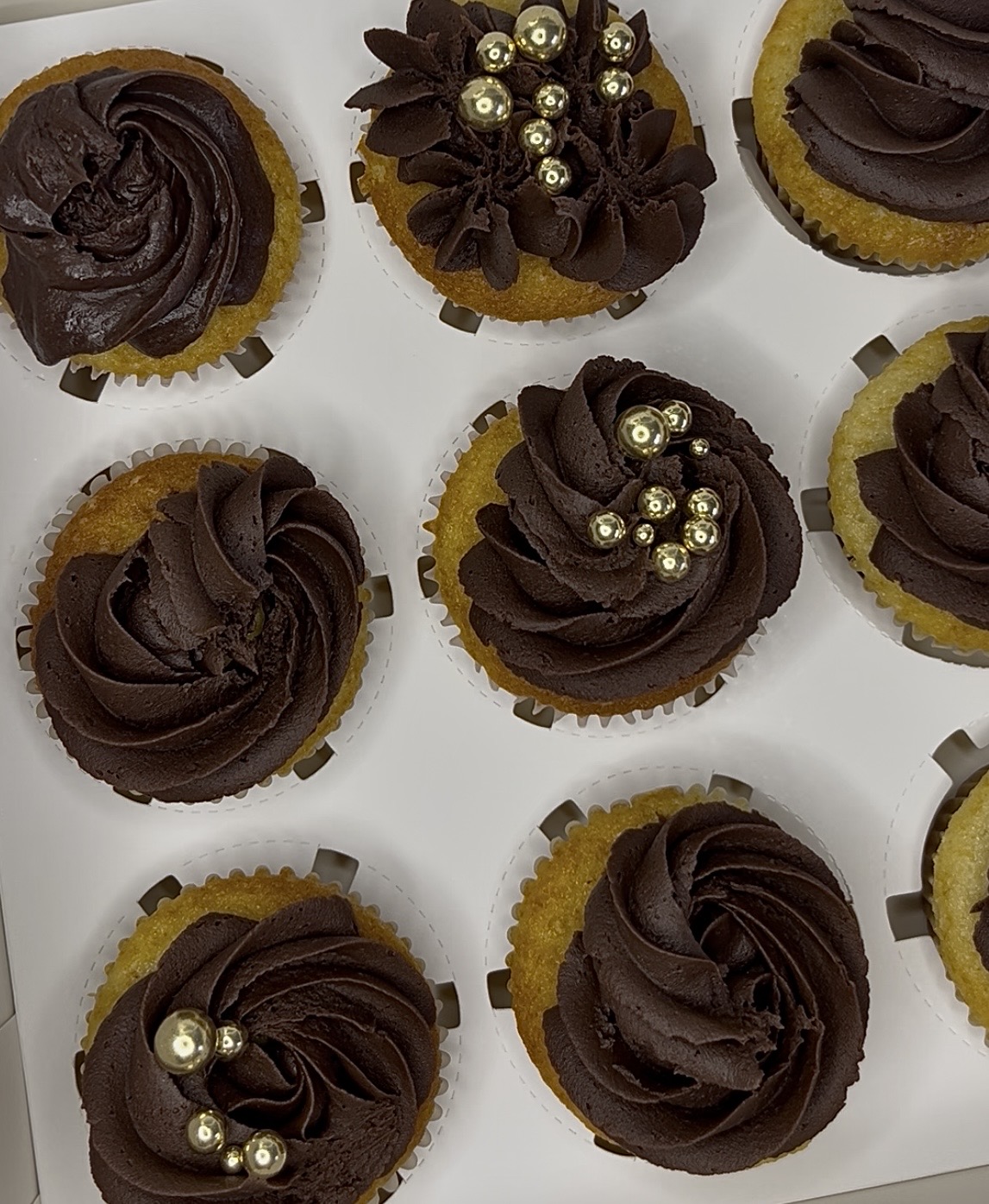 Vanilla cupcake with chocolate ganache